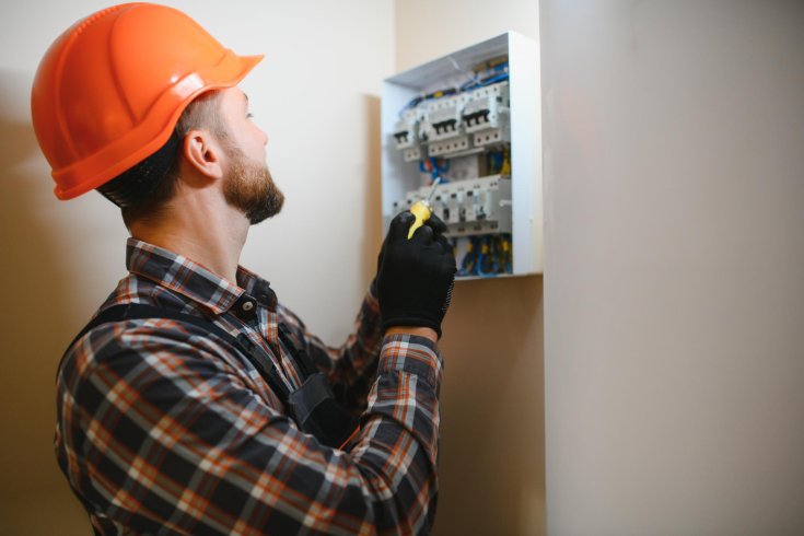 Buying an Older Home? Don’t Forget to Check the Electrical Panel