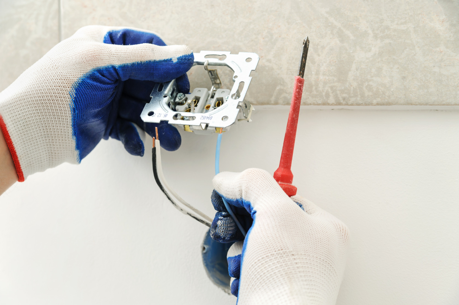 Electrical Outlet Replacement in Framingham, MA